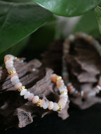„Lunar“ - Edelsteinarmband aus Mondstein